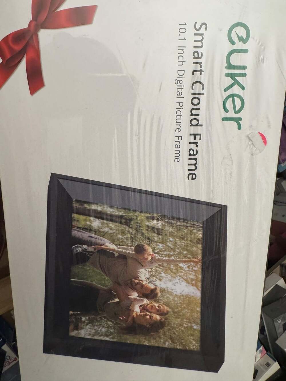 Euker Smart Cloud Frame 10.1 Inch Digital Picture Frame
